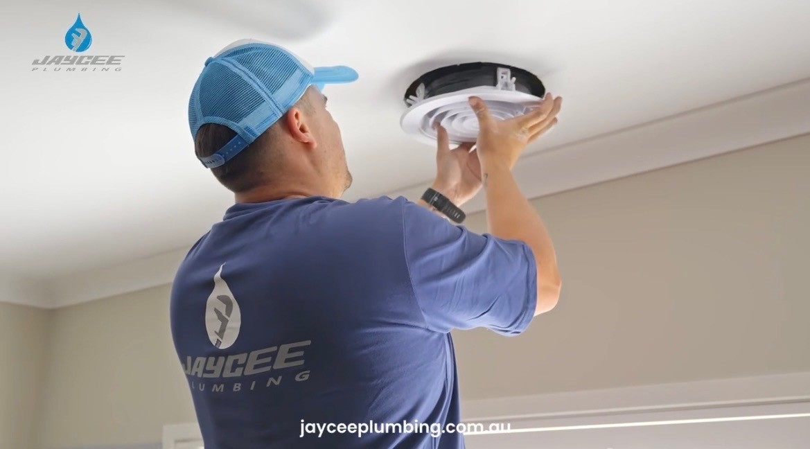 reverse cycle air conditioning ducted system Victoria